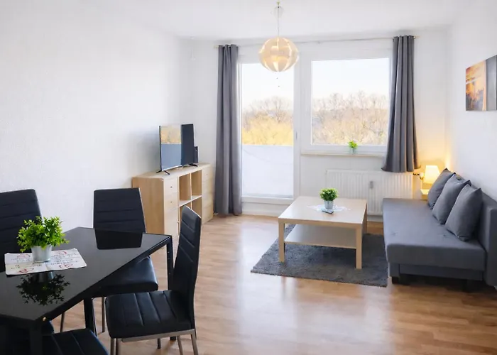 Apartment Moderne Mit Balkon In *